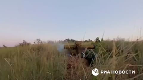 Ukraine War - DPR forces destroying positions