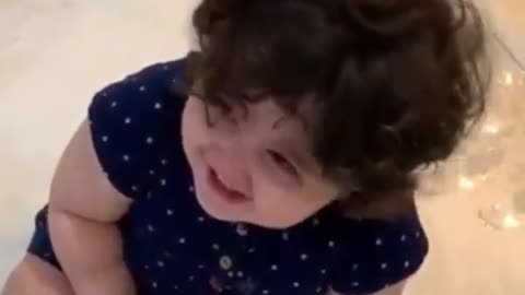 baby laughing 👶🏻😂🤣 #shorts #babylaughing #babylaughingvideo #babbies