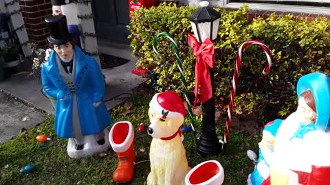 2020 Daytime Outside Christmas Display