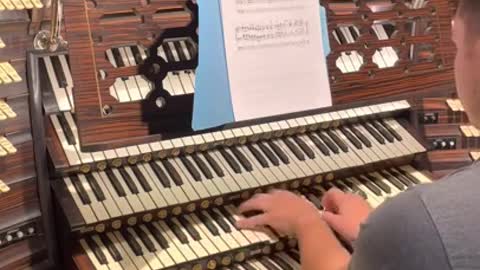 “God Save The Queen” on the worlds largest pipe organ!