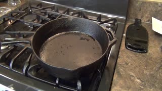 Cast Iron Pan Cleaning Hack - Deglazing the Pan