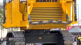 GIANT EXCAVATORS IN THE WORLD