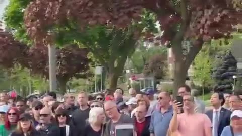 Hundreds of people in Toronto showed up to walk a Jewish boy who was being bullied to school