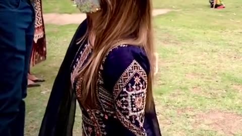 dance of pakistani girl
