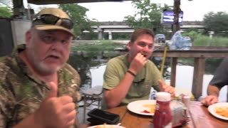 LOUISIANA | HOW TO NOODLE CATFISH | WILD HOGS | SOUTHERN BOYZ OUTDOORS | HOW TO EAT CRABS