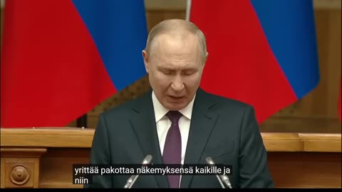 Путин: на самоизоляцию Россия уходить не собирается