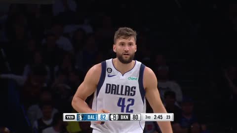 Luka Doncic Shocks Entire Arena After Most Insane Behind The Back Pass&Can't Stop Smiling !