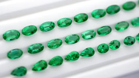 Discover the World of Wholesale Emeralds with Chordia Jewels