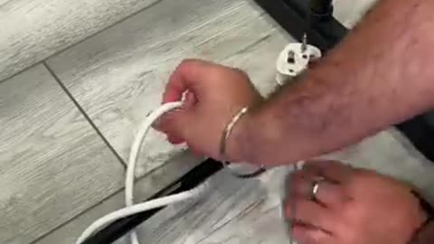 Untangle Cord LIFE HACK