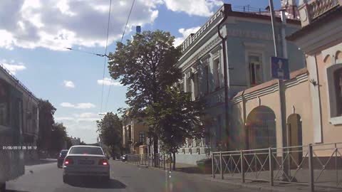 Trolleybus Driver Has Some Lassoing Skills