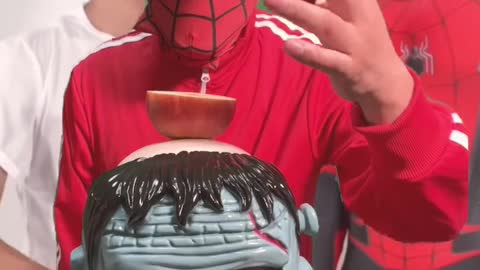 ISSEIfunnyvideowithSpider-ManJapaneseswordmagic