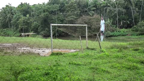 Giant Neymar, Messi cut-outs compete in Indian village