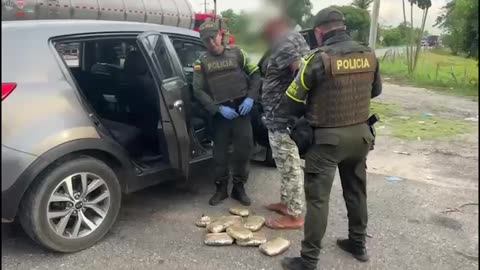 Incautación de base de cocaína en Sabana de Torres, Santander