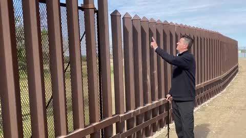 Border Wall Trump VS Picket Fence Biden