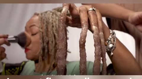 Longest finger nails on a pair of hands (female) - world record