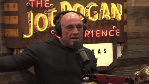Rogan: Without Independent Journalists, We'd Be Fu**ed - Mainstream Media Corporations Are Corrupt