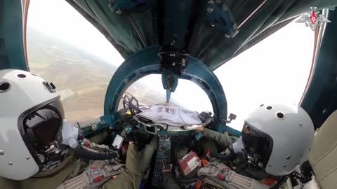 Απολαύστε το ρωσικό αεροσκάφος Su-34 σε δράση στην Ουκρανία