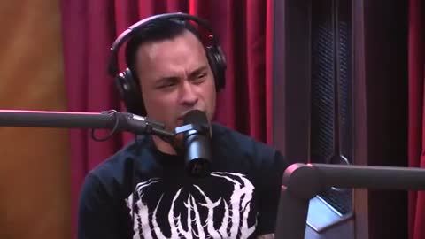 AJ JRE And Eddie Bravo discuss Q #911