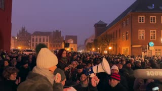 Greifswald - Bürger per Megaphon zu Bürgern der Stadt 02-03-2023