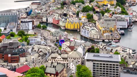 aksla at the city of alesund norway timelapse