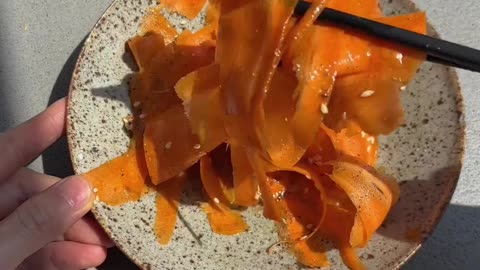 "Crisp and Colorful: A Tasty Twist on Carrots - The Ultimate Raw Carrot Salad Recipe"