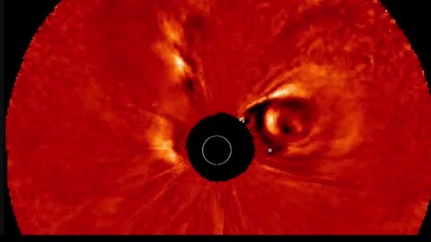 Comet 2023 P1 & The Sun : " Kind of Looks Like A Eye by SUN " ?