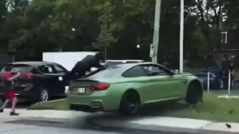 Insane Bmw m4 drifting accident in montreal😨😨