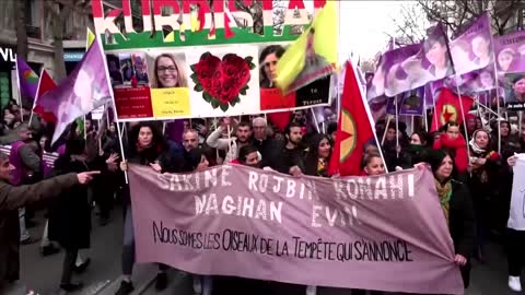 March in Paris in memory of Kurds killed in attacks