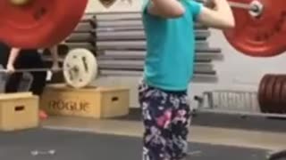 Small girl gym workout _ gym motivation #shorts #Trending