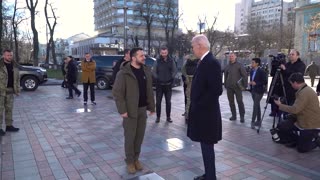 Zelensky presents award plaque to Biden during visit