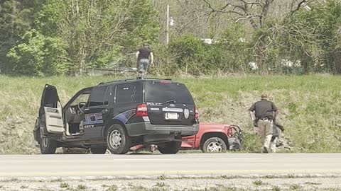 Man's Truck Rammed by Police Proceeds to Flee on Foot