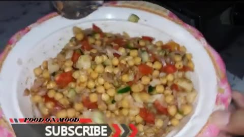 Chana Chaat Recipe | چنا چاٹ بنانے کا آسان طریقہ | Aloo Cholay Chaat Recipe | Cook Food On Mood