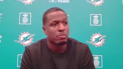 Jonathan Harris meets with the media | Miami Dolphins