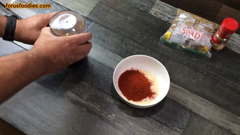 Make Seasoned Salt