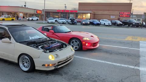 Dodge Viper Crashes During Street Race