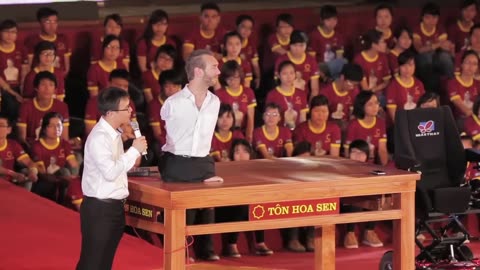 Nick Vujicic World Outreach: Vietnam Talk | NickV Ministries