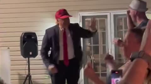 Watch top Trump impersonator bob dibuono shock party。