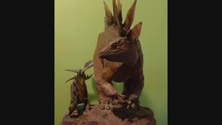 Dinosaur Model Showcase Stegosaurus