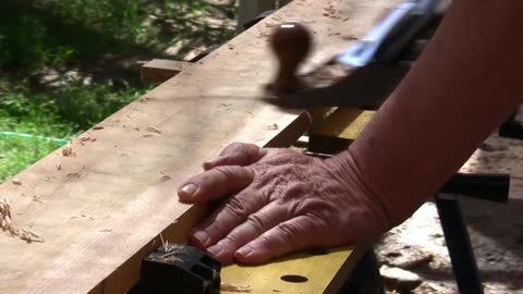 Leveling rough hewn boards with a Stanley No3 hand plane. Part 2