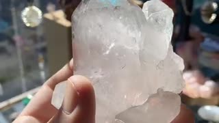 Clear quartz point - Live energy demonstration from Alchemystic