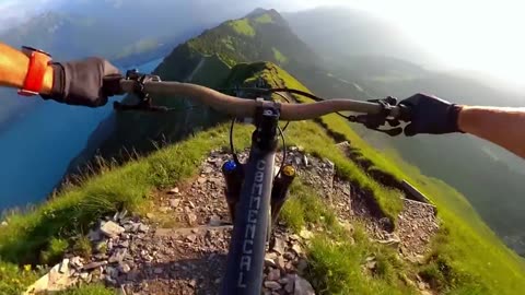 The craziest Mountain Bike riders !