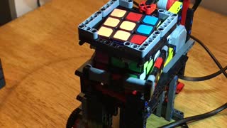 Lego-built machine solves Rubik's Cube