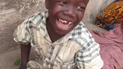 this child is vrey funny smile please watch till the end