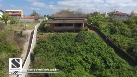 Casa em Itajuba Pé na Areia com área de terreno de pouco mais de 1200m²