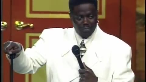 Bernie Mac's stand-up comedy performance