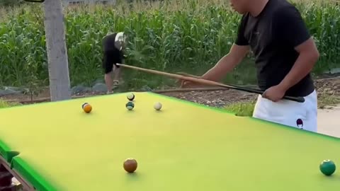 Funny Video Billiards