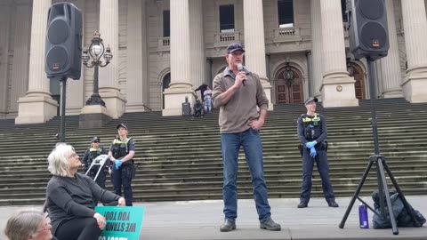 The Great Resist Rally – Wade speaking at Parliament House – 27/8/22
