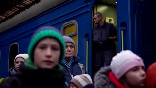 Residents of Ukrainian orphanage flee to safety