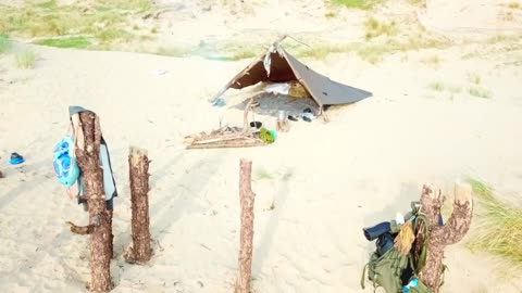 A Beach Shelter for Survival