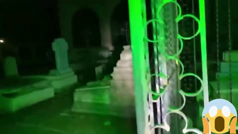 💀Ghost in the Cemetery-Unmissable and Scary👹